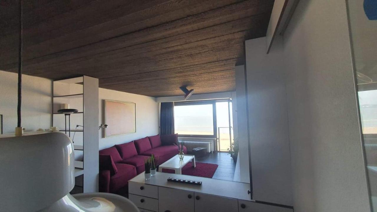 Modern Appartement Met Frontaal Zeezicht En Prive Parking Knokke-Heist Exteriör bild